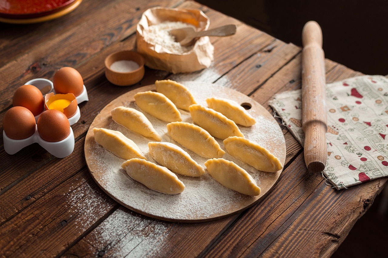 Cours de cuisine en voyage : apprendre tout en découvrant participez à un cours de cuisine et découvrez des recettes savoureuses, des techniques de chef et des astuces pour réussir tous vos plats. idéal pour débutants et passionnés !