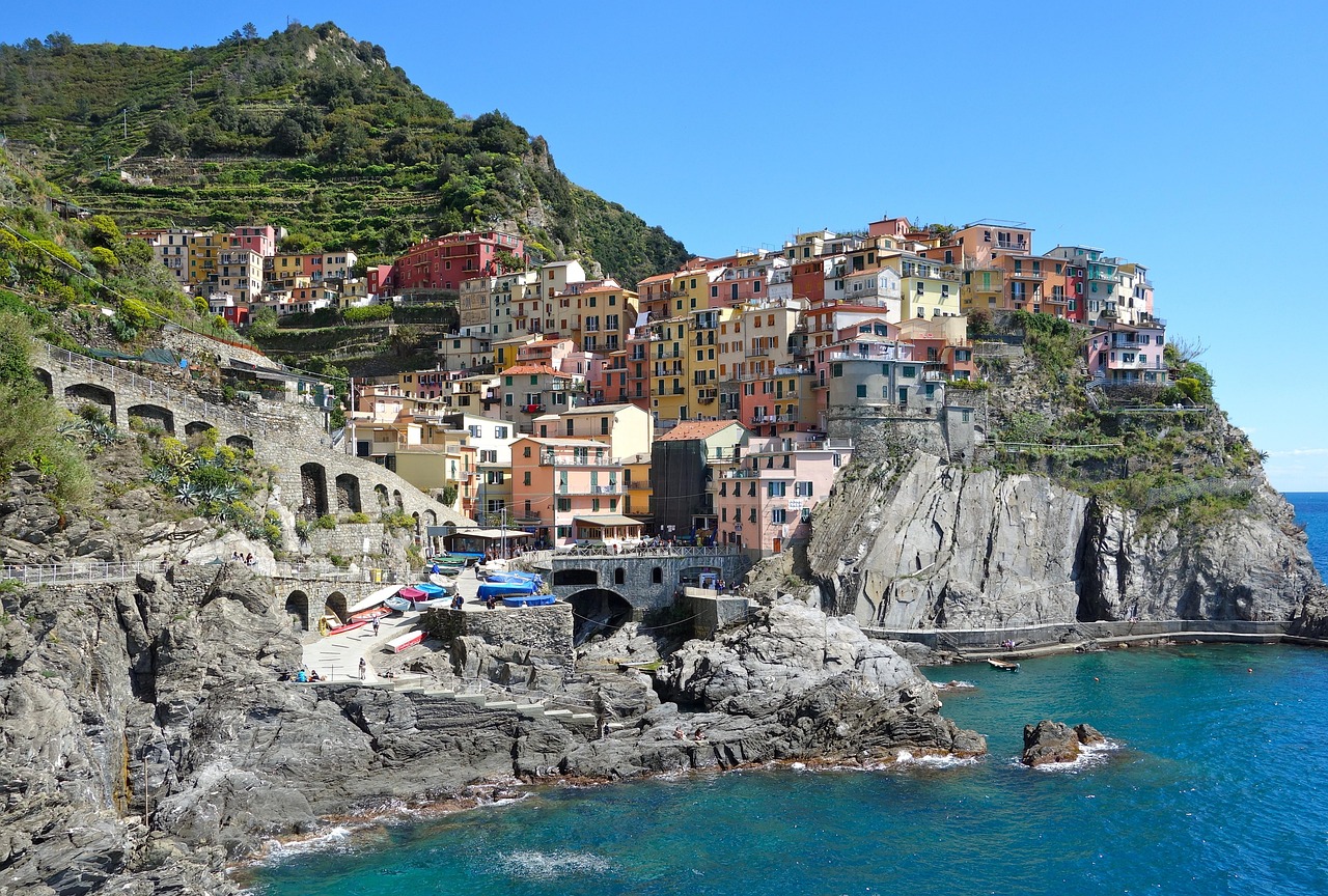 Les meilleures destinations pour voyager seule en toute sécurité découvrez les meilleures destinations pour voyager en solo, idéales pour les aventuriers en quête de liberté et de nouvelles expériences.